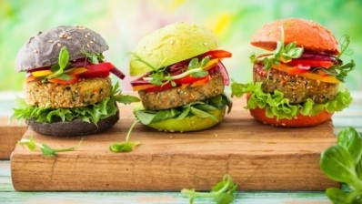People eat with their eyes first, so the bun is a really important component of a burger, says Lantmännen Unibake exec. Pic: ©GettyImages/Sarsmis