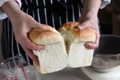 DuPont's POWERBake series improves the volume and softness of European-style white breads, while meeting demand for cleaner labels. Pic: GettyImages/bonchan