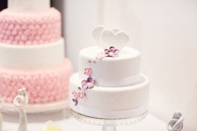 Bride sick on wedding day due to cake containing nuts. Pict: Chartered Trading Standards Institute.