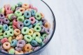 Popular breakfast cereals containing synthetic dyes will be banned from Californian school canteens. Pic: GettyImages/jessicaphoto