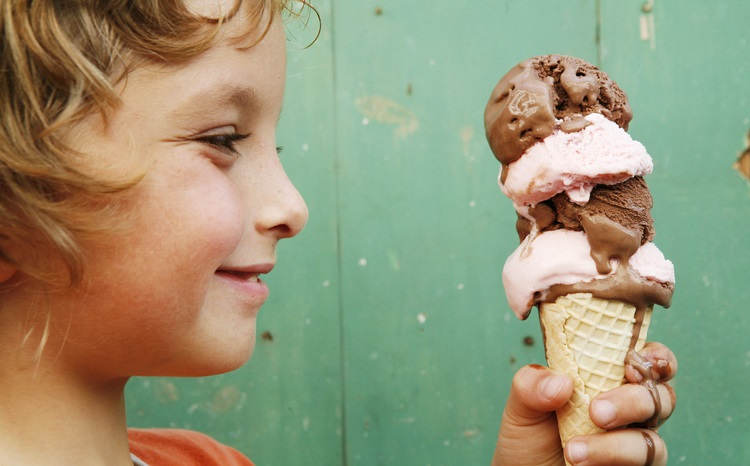 Summer ice cream trends, Pop-Tart cookies, HOM bars and a gold winner